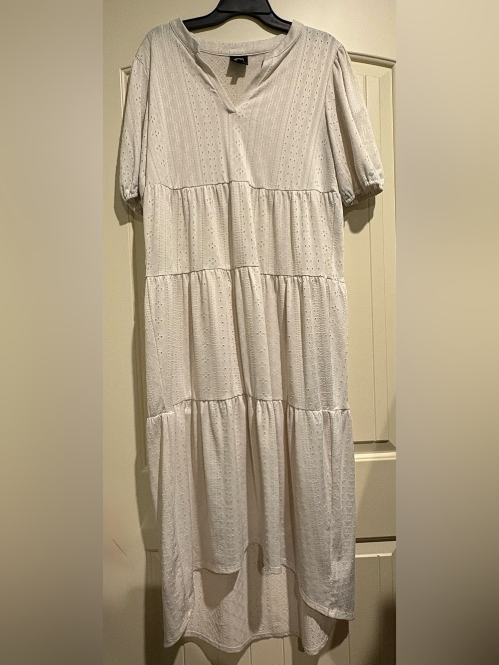 bobeau White Eyelet Tiered Midi Dress